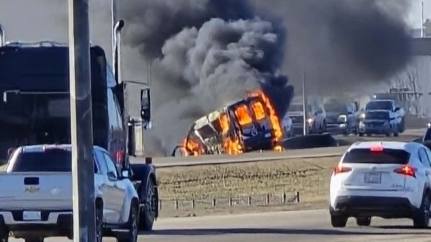 American driver charged after Saskatchewan crash kills woman and two children