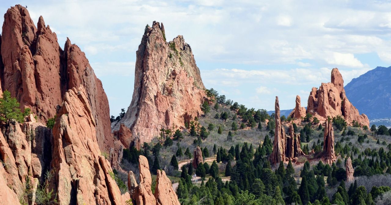 BMO to Acquire Air Miles as Parent Company Files Bankruptcy, Plus Canada's Must-See Natural Wonders