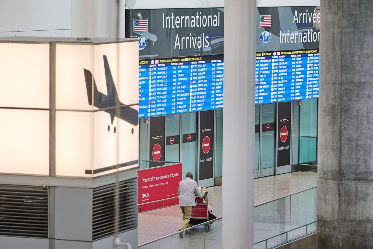 Carney proposes private investment in Canada’s major airports amid debate over costs and control