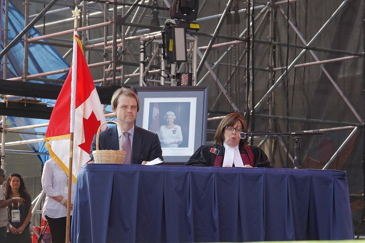 Chris Alexander abandonne la course à la mairie de Toronto, préparant un affrontement Chow-Bradford