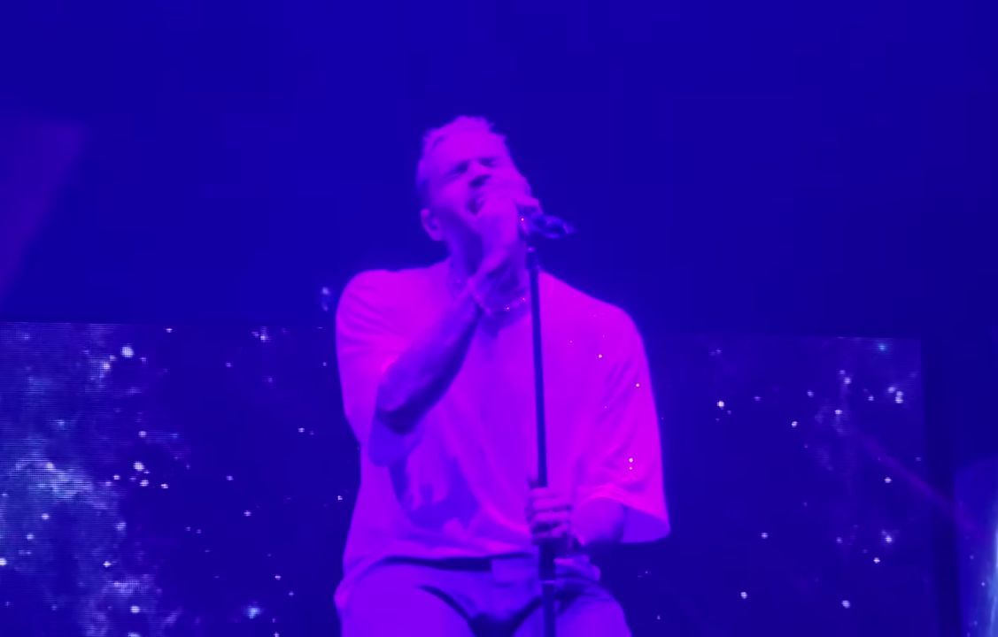 Chris Brown receives suspended sentence for London nightclub attack