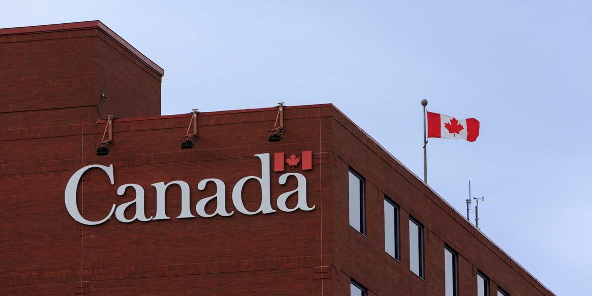 CSIS Hiring for High-Paying Jobs Across Canada, With Salaries Up to $137,000