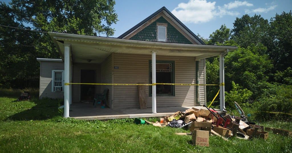 Ohio man deemed incompetent to stand trial after 16 grandchildren found in squalid conditions
