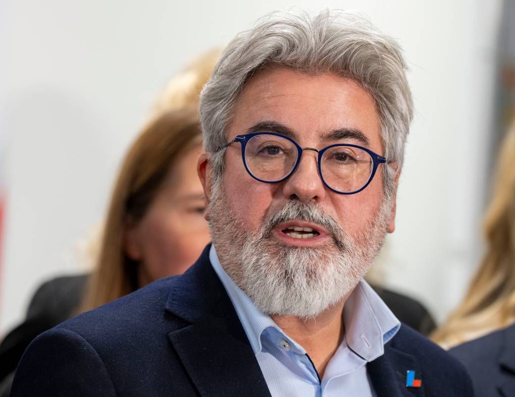Quebec Liberals face historic collapse as campaign struggles reveal deep party crisis