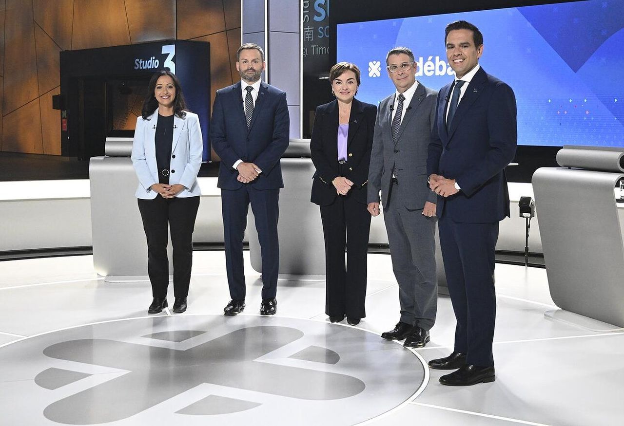 Quebec voters head to the polls with Parti Québécois poised for change
