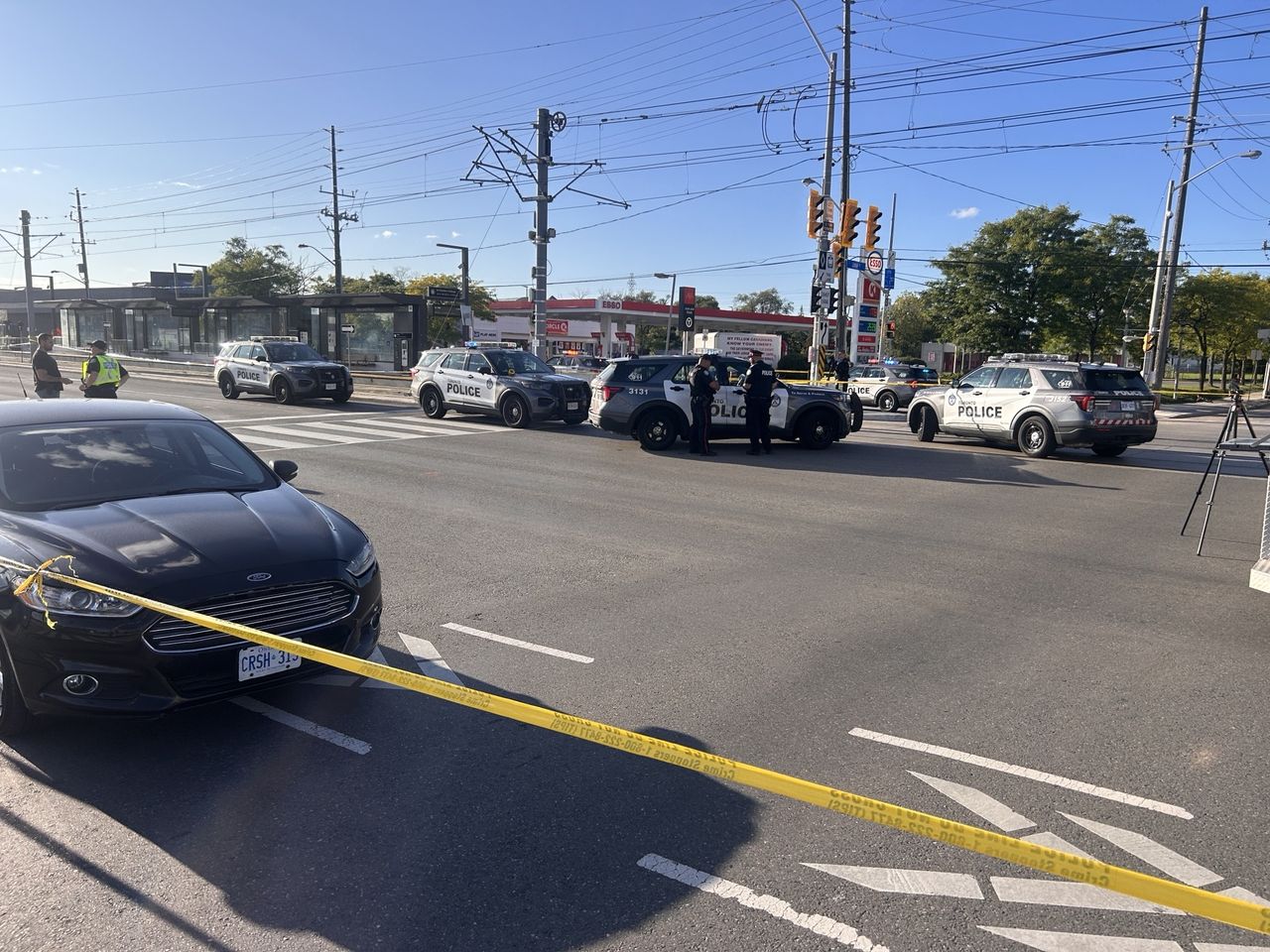 Teenage boy killed in afternoon shooting at Jane and Finch in Toronto