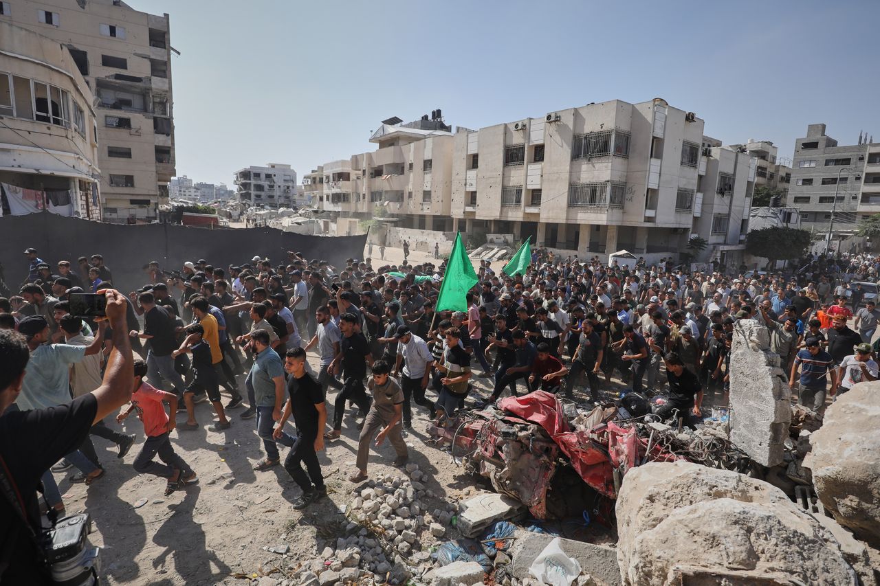 Trump Administration Approves $2.8 Billion Weapons Sale to Israel, Including Controversial 2,000-Pound Bombs