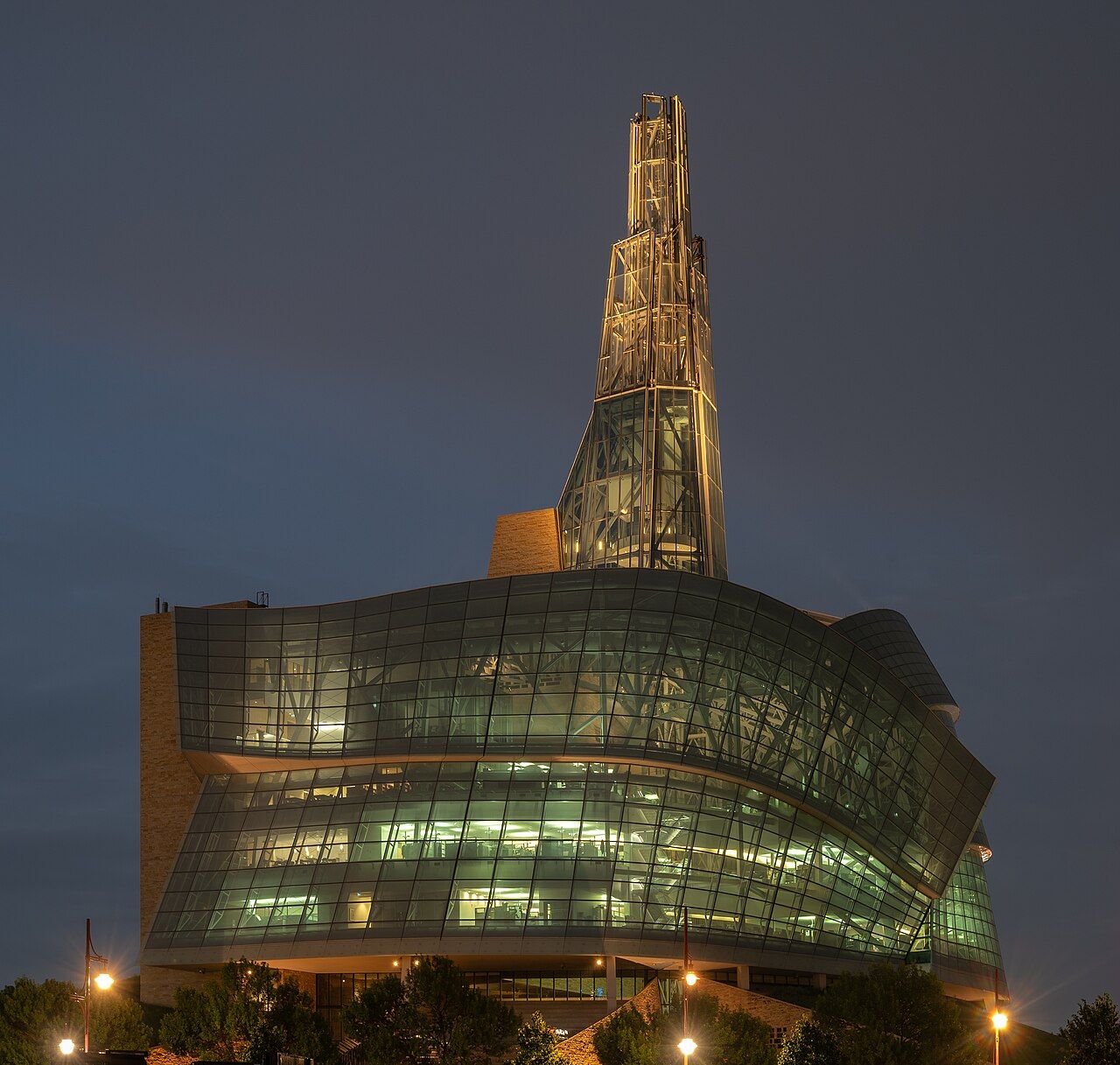 Des groupes de Winnipeg réclament un régulateur indépendant pour approuver les tarifs d'eau et d'égout