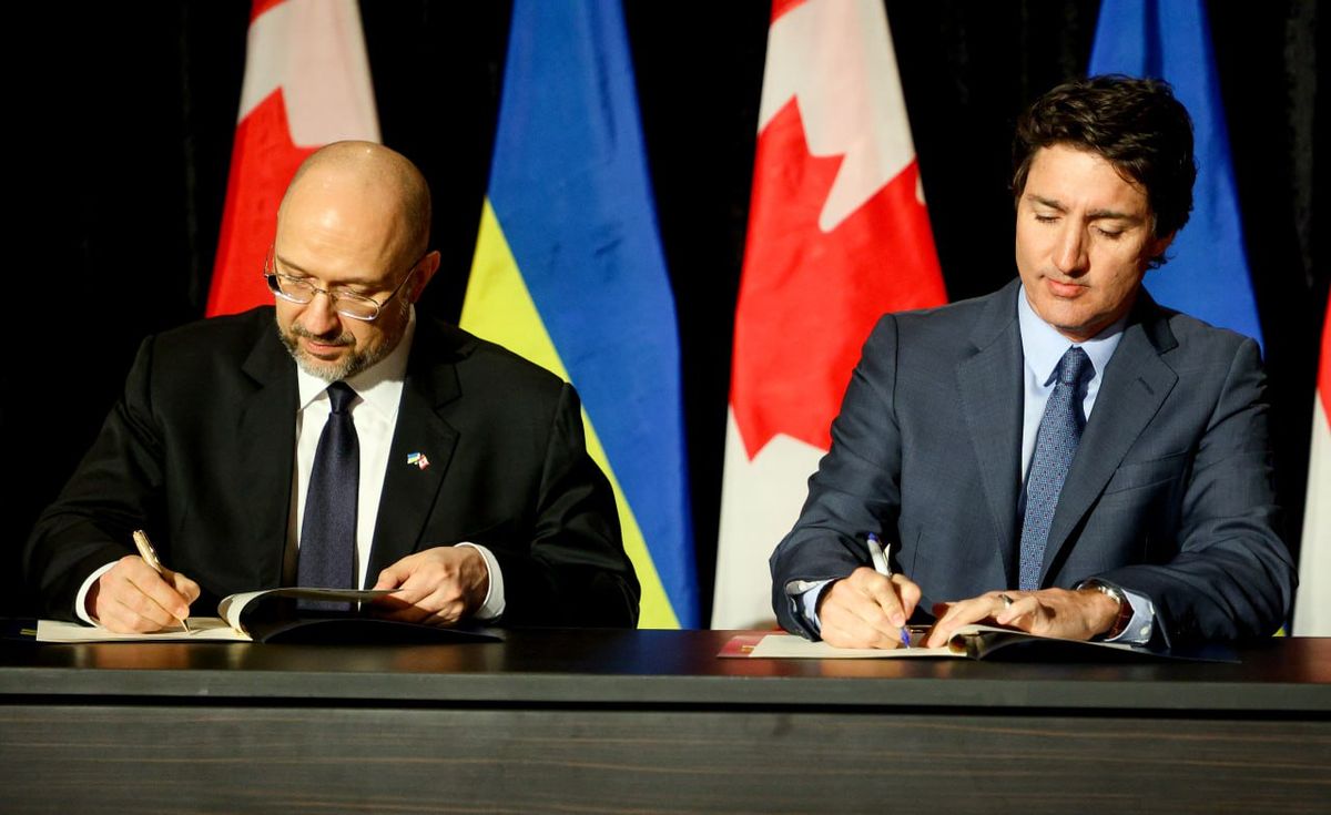Prime Minister of Ukraine Denys Shmyhal and Prime Minister of Canada Justin Trudeau sign joint statement on conclusion of negotiations to up
