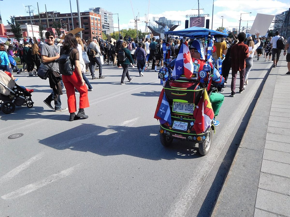 Capitaine Québec roulant à la Marche pour le climat, Montréal