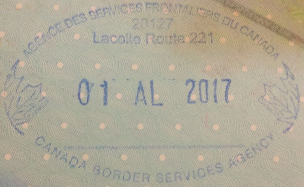 French version of the CBSA stamp with the French name on top obtained at crossing between New York State and Quebec on Route 221. In a Slova