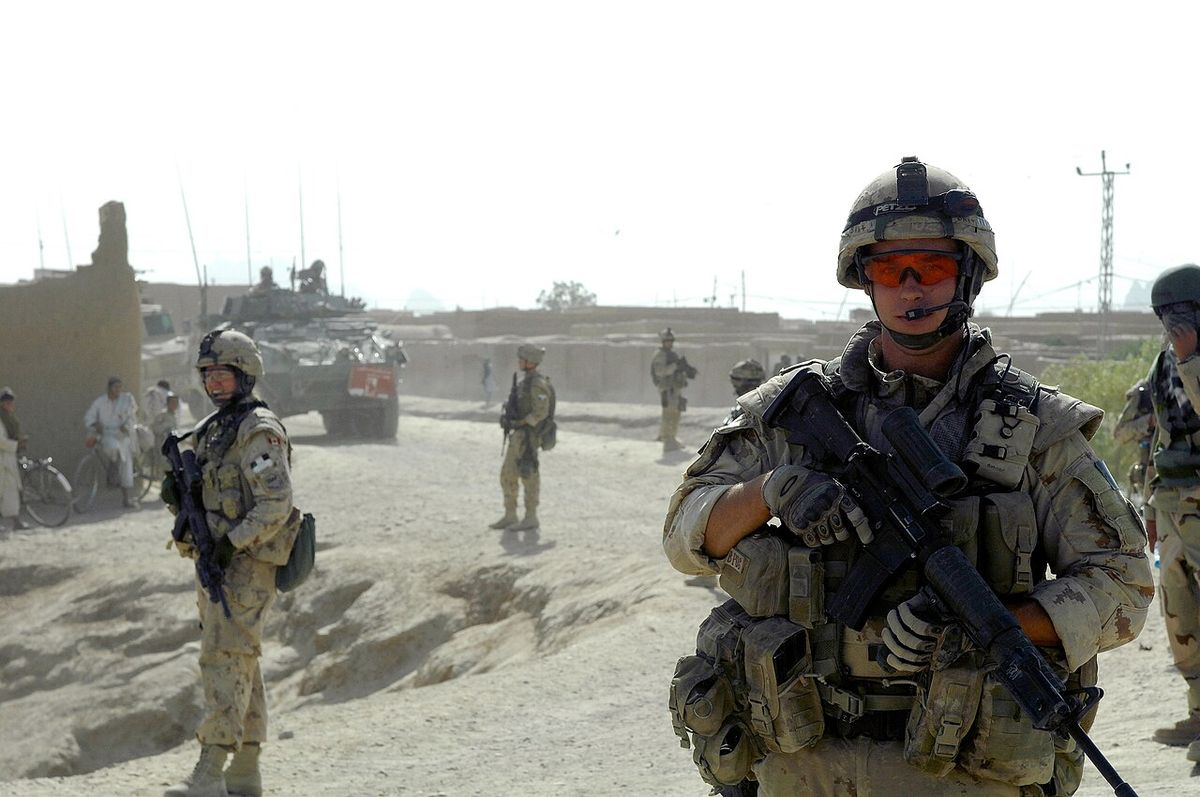 KANADAHAR, Afghanistan – Canadian Master Bombardier Clint Godsoe, Kandahar Provincial Reconstruction Team (PRT) patrols Kandahar August 26,