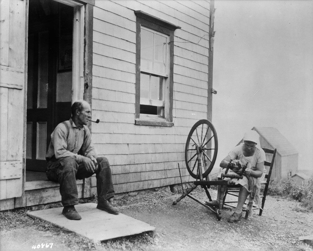 Title / Titre : An acadian home along the Cabot Trail Creator(s) / Créateur(s) : Unknown / Inconnu Date(s) : 1938 Reference No. / Numéro de 