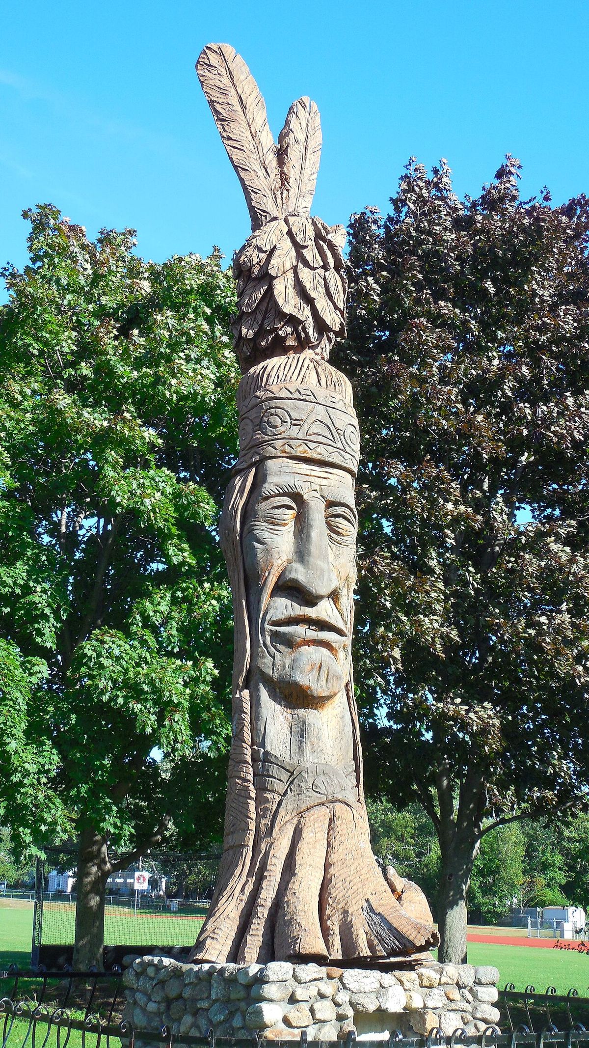 Statue of Keewakwa Abenaki Keenahbeh in Opechee Park in Laconia, New Hampshire, 2016. Sculpted by Peter Wolf Toth (Trail of Whispering Giant