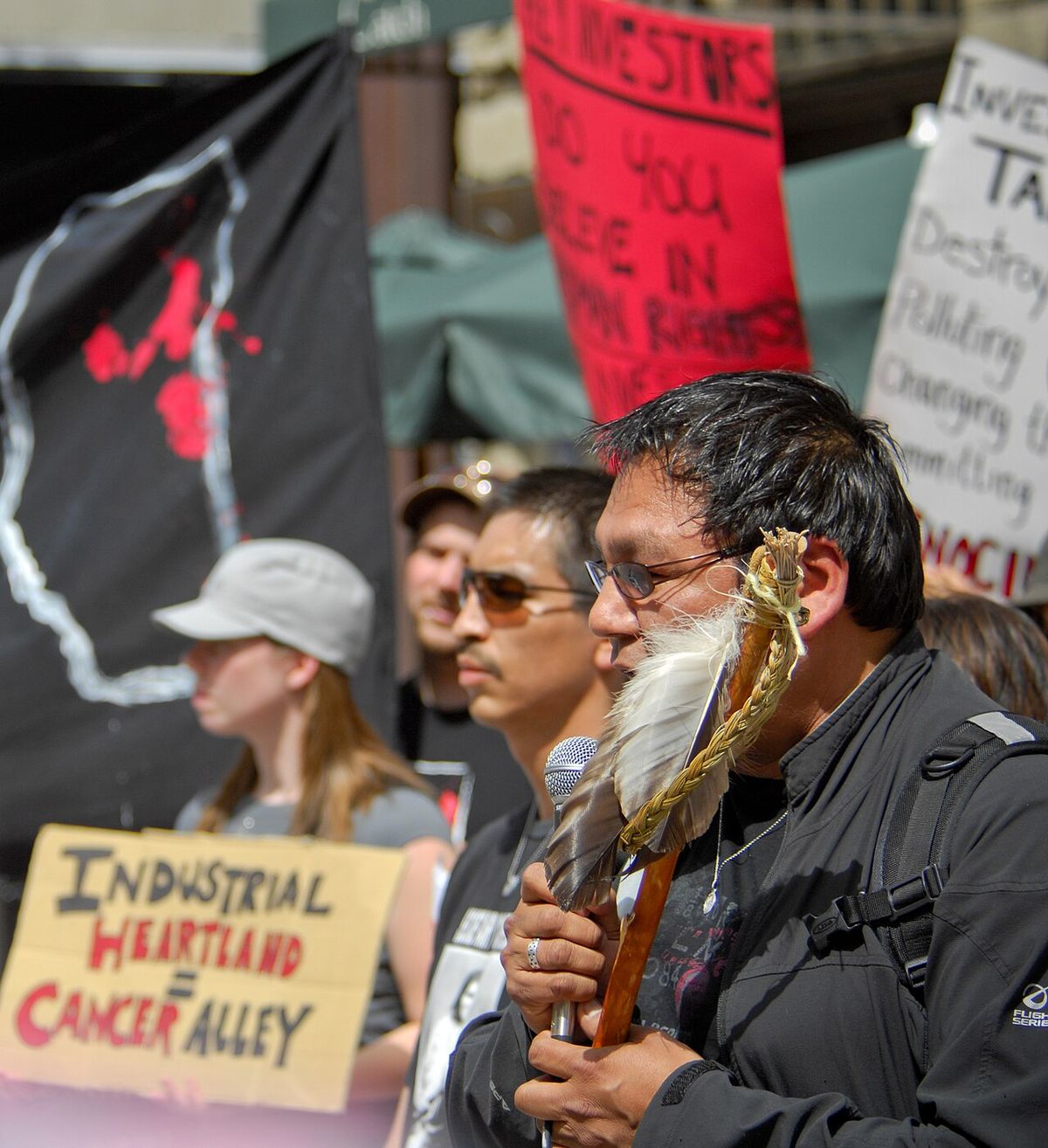 Fort Chipewyan resident address On June 16th, 2008, protesters gathered outside the Canadian Association of Petroleum Producers Investors Co