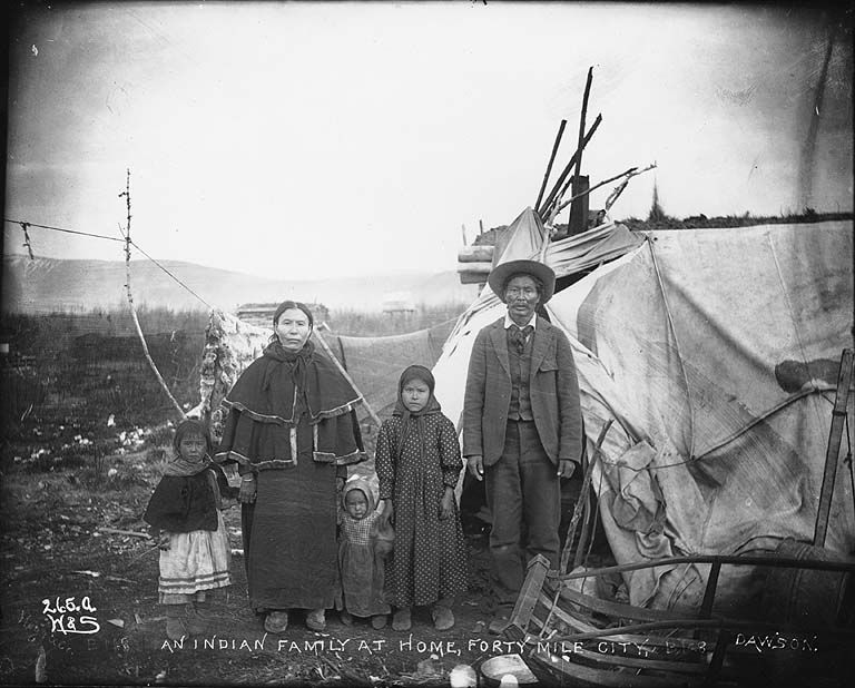 Han or Gwich'in family outside home American Memory from the Library of Congress Han or Gwich'in family outside home, Forty Mile City, Yukon