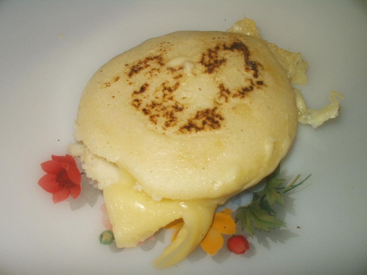 Variety of Venezuelan arepas