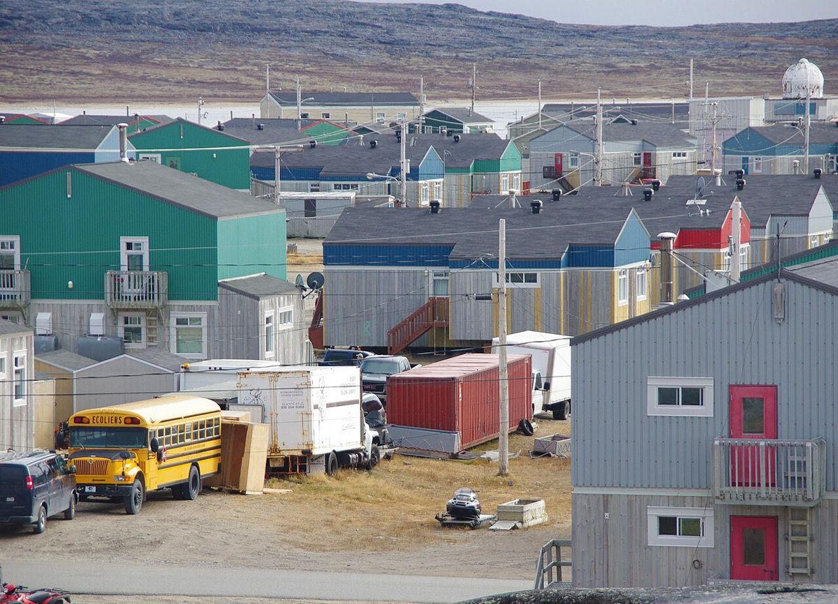 shot of housing, typical in the north of Quebec