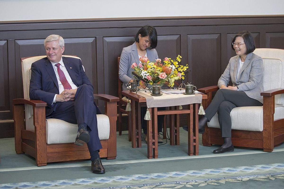 Official Photo by Mori / Office of the President