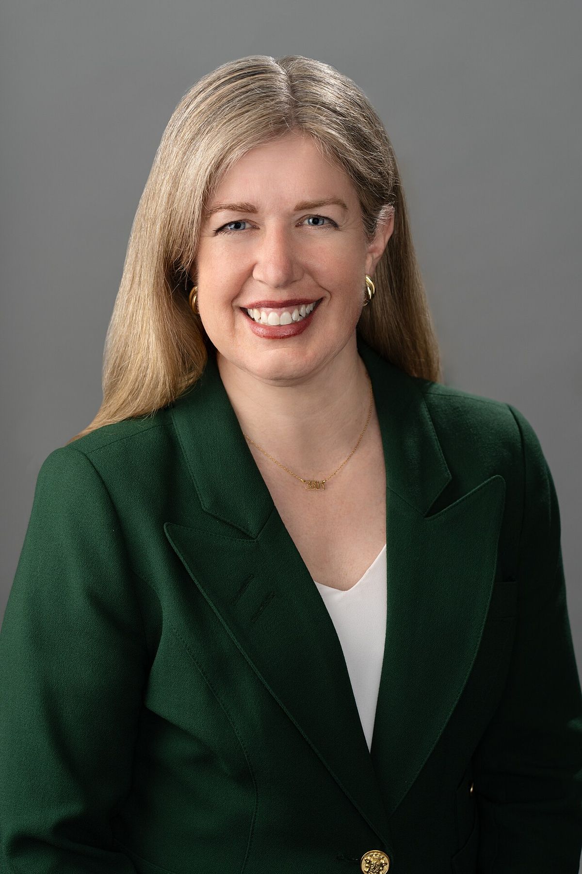 Headshot of Susan Holt